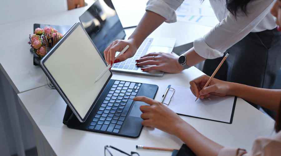 Common Mistakes Businesses Make When Hiring a Web Design Company